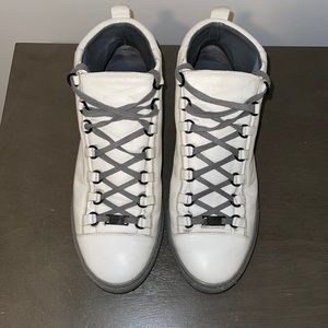 Mens Balenciaga Arena High White & Gray Leather Sneakers / Size: 42